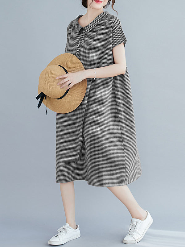 Classic Vintage Dress with a Flattering Fit