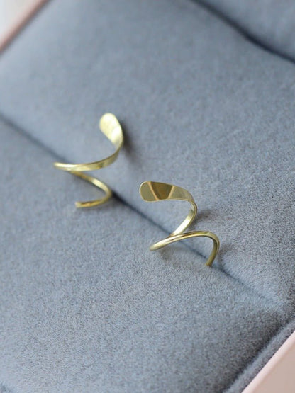 Beautifully Finished Garment in a Timeless Design