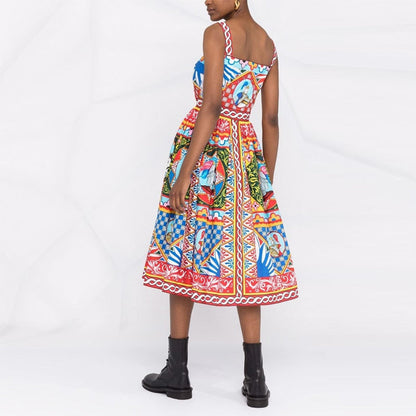 Beautifully Finished Dress in a Timeless Design