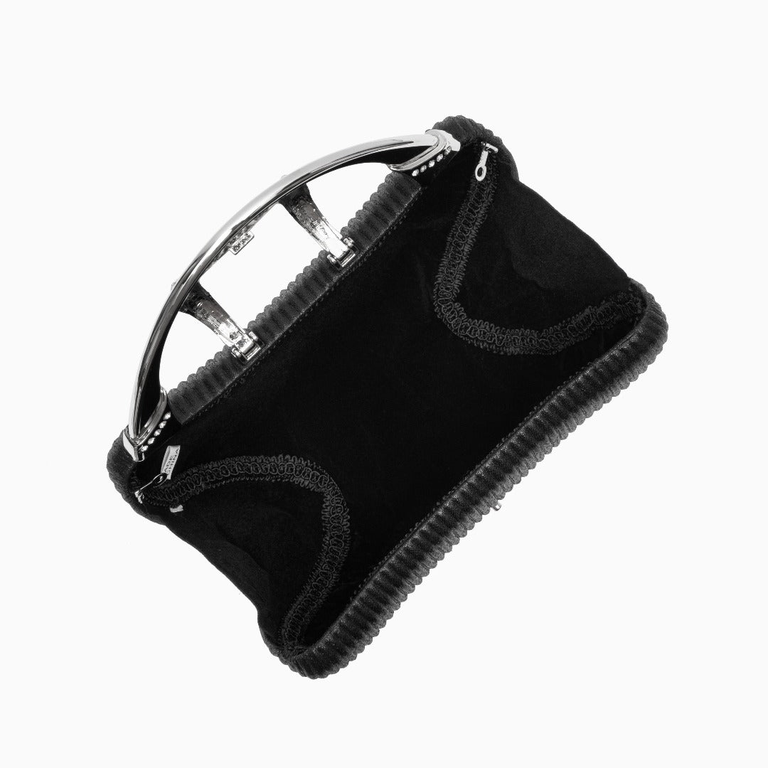 Beautifully Crafted Bag in a Classic Style
