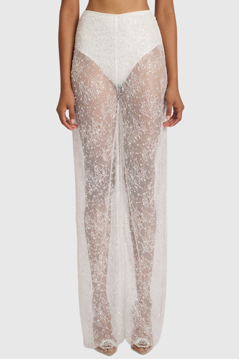Beautifully Finished Pants in a Timeless Design
