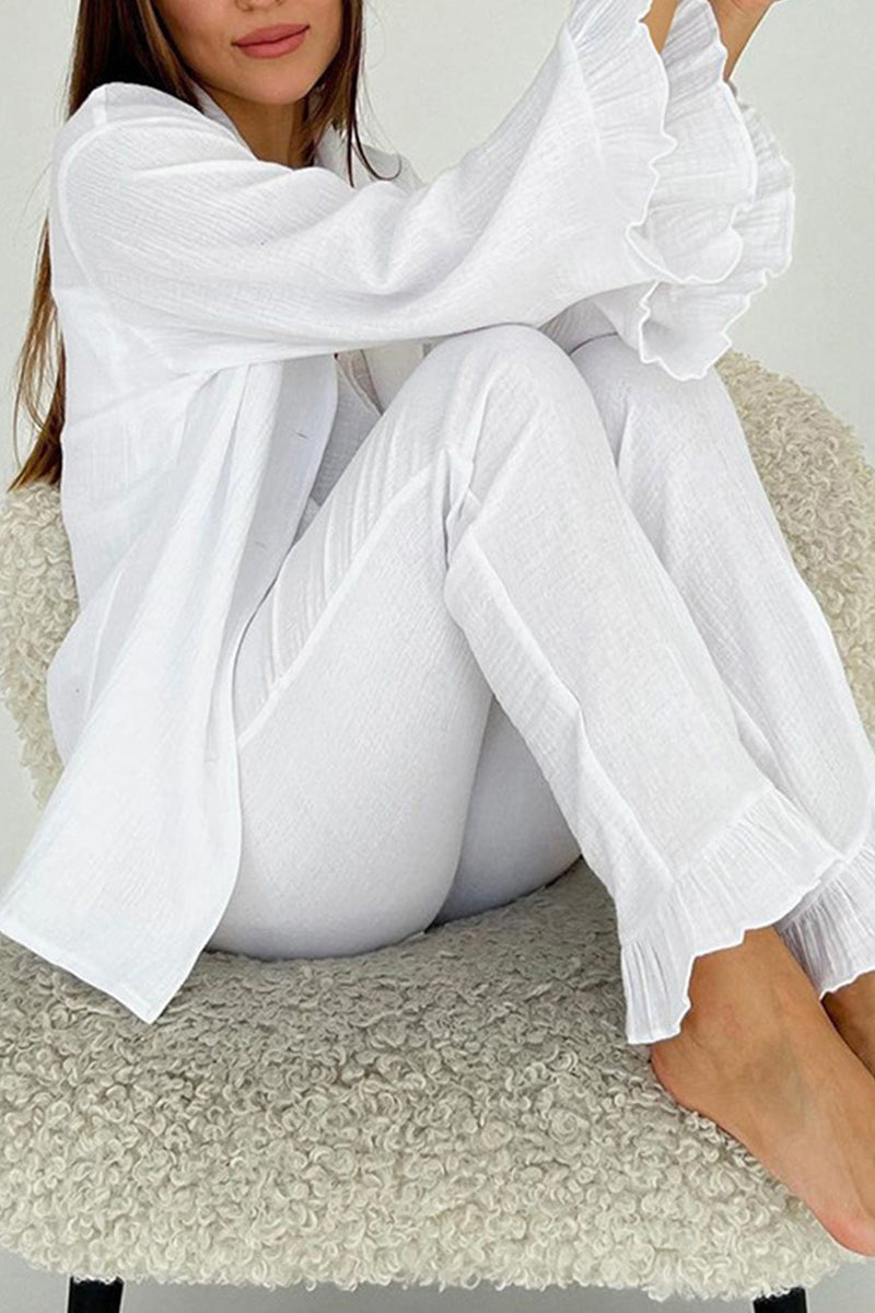 Classic Vintage Shirt with a Flattering Fit