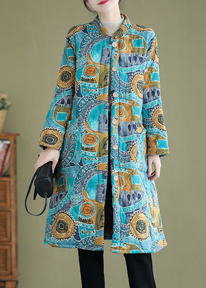 Beautifully Finished Coat in a Timeless Design