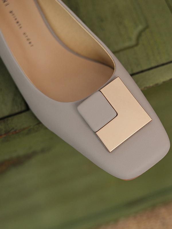 A Vintage Style Shoes with Delicate Timeless Details