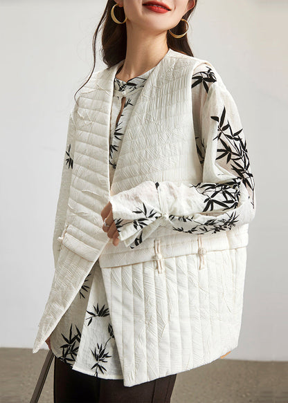 Gracefully Styled Coat for Any Occasion