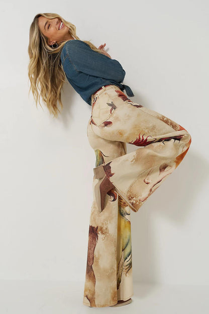 Gracefully Styled Garment for Any Occasion