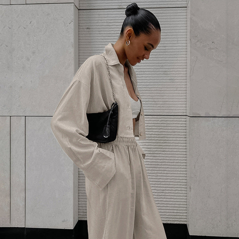 Well Tailored Trousers with a Graceful Silhouette