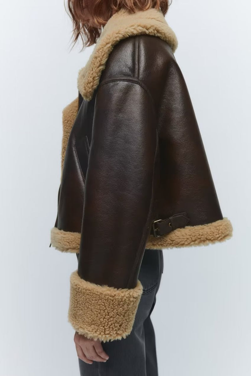 Gracefully Styled Coat for Any Occasion