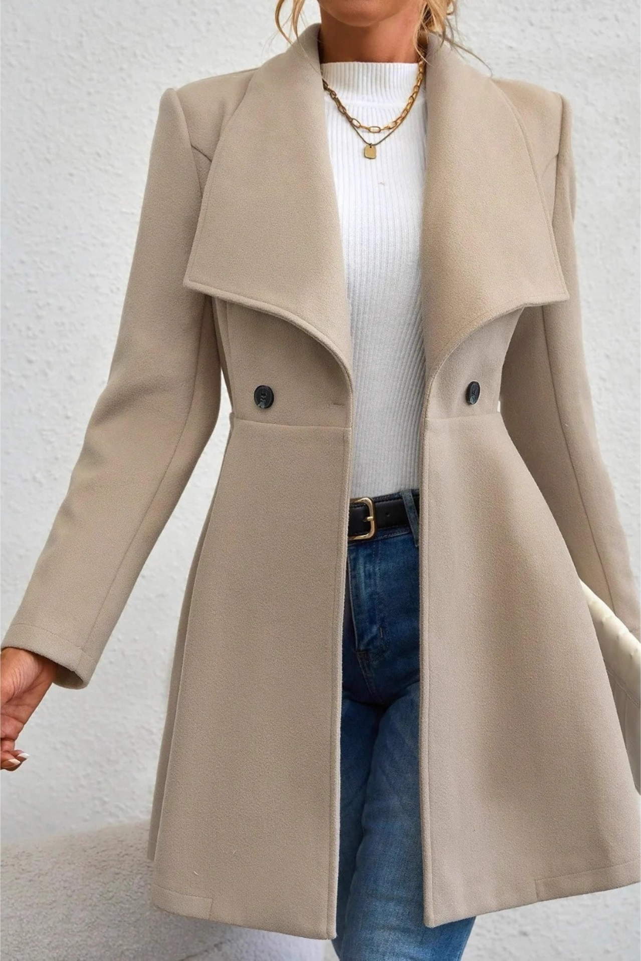 Classic Vintage Coat with a Flattering Fit