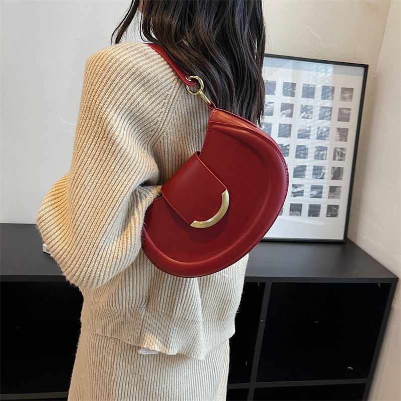 Beautifully Crafted Bag in a Classic Style