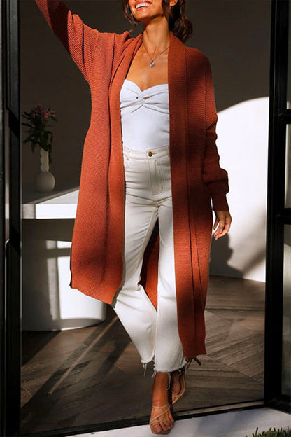 Effortlessly Elegant Cardigan with a Timeless Design