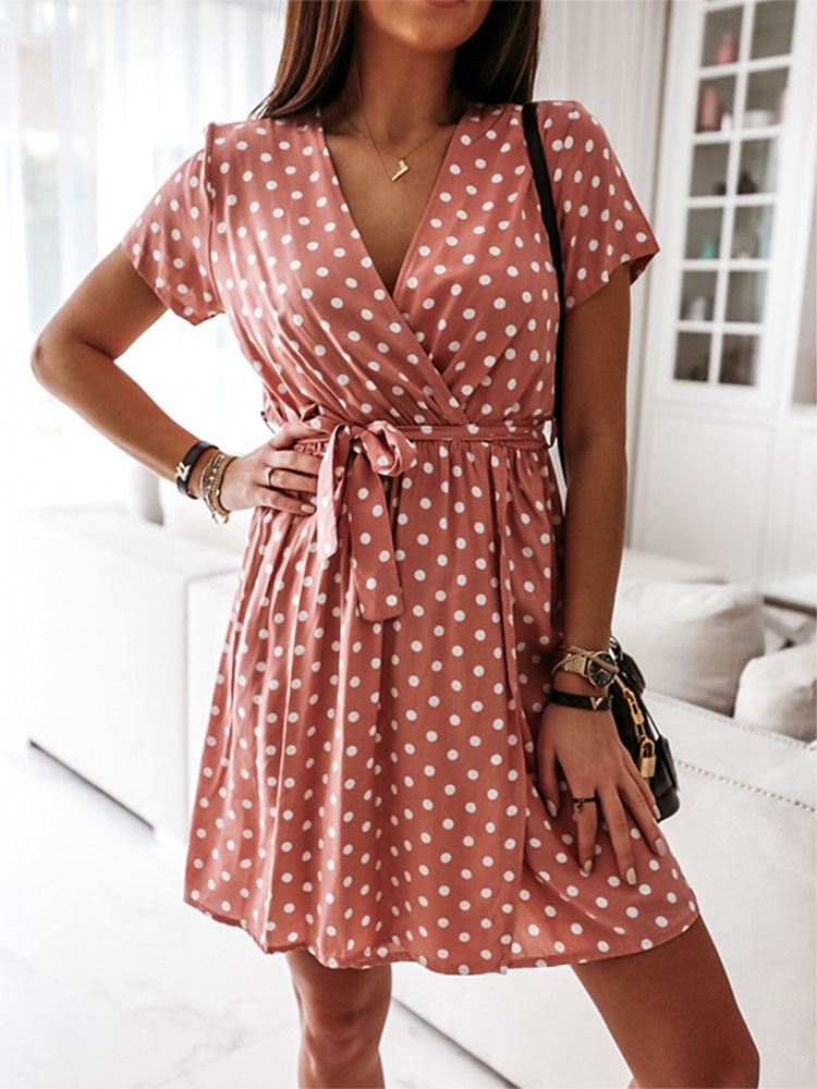 Gracefully Styled Dress for Any Occasion