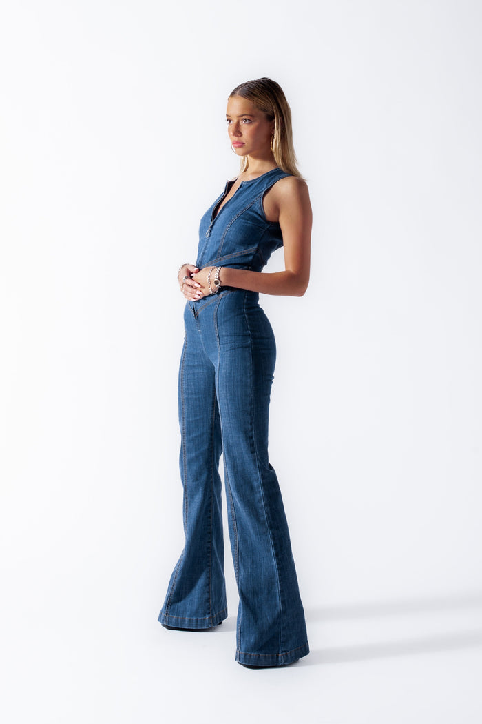 Beautifully Finished Garment in a Timeless Design