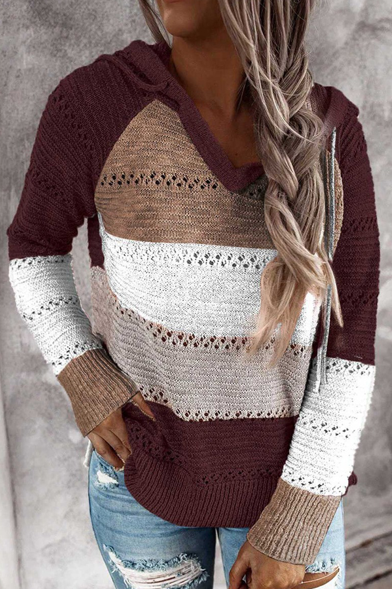 Well Tailored Top with a Graceful Silhouette
