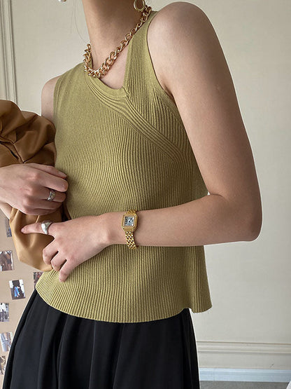 Beautifully Crafted Top in a Classic Style