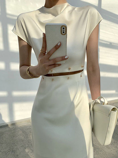 Sophisticated Dress with a Clean Classic Look