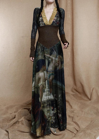 Beautifully Crafted Dress in a Classic Style