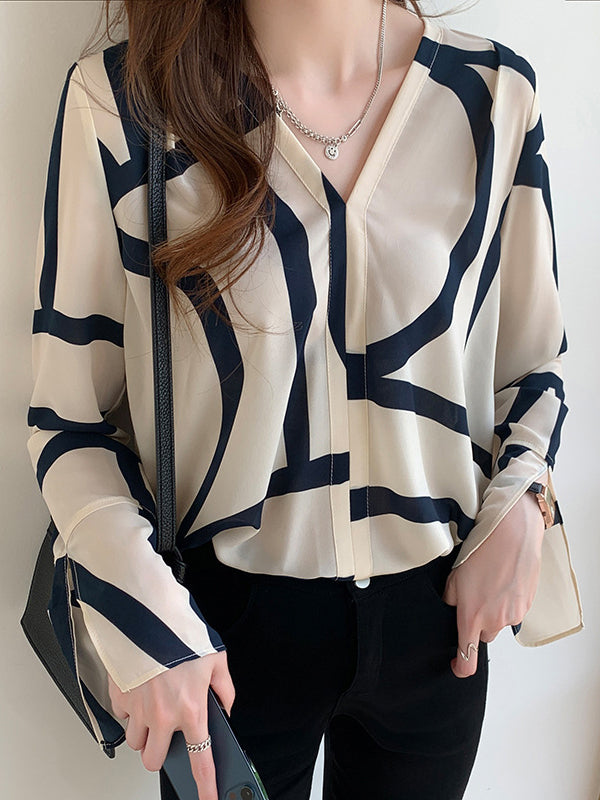 Classic Vintage & Enduringly Stylish Blouse