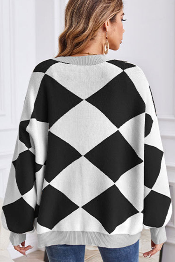 Well Tailored Cardigan with a Graceful Silhouette