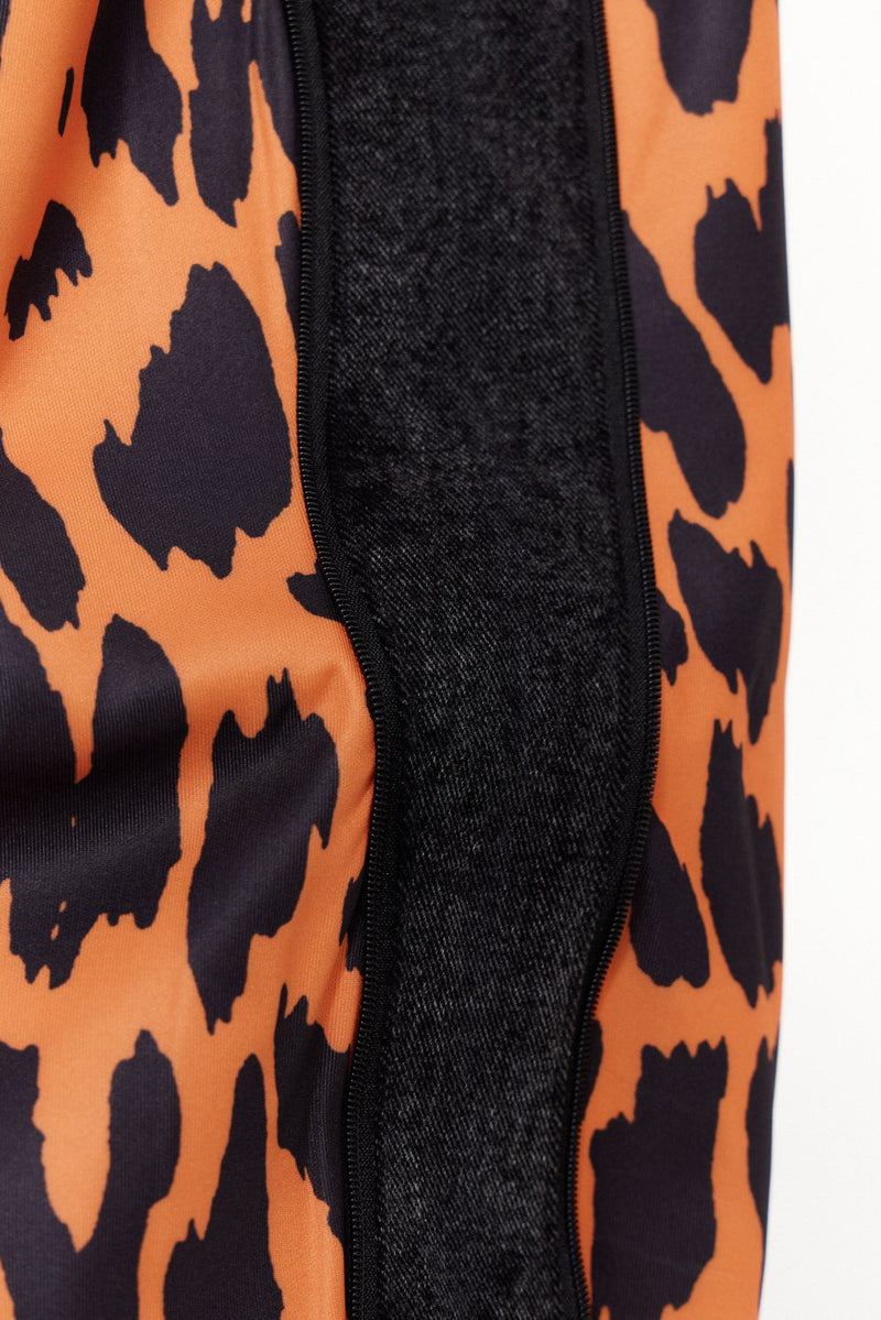 Sophisticated Garment with a Clean Classic Look