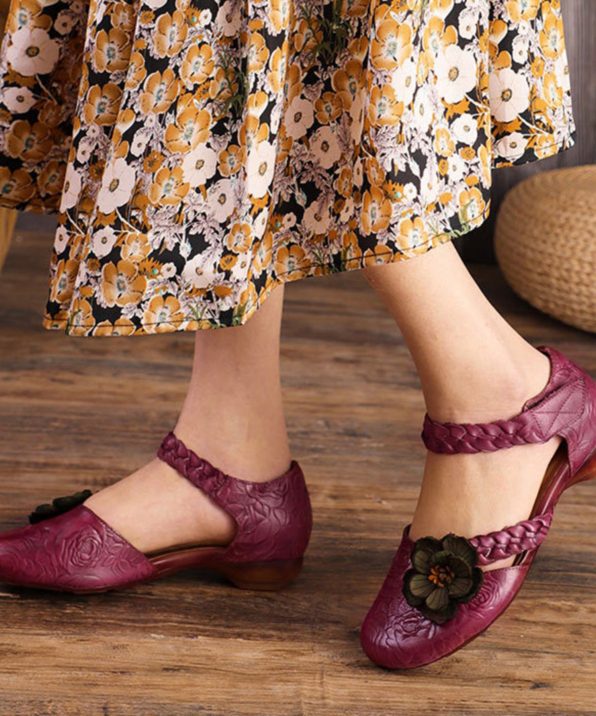 Beautifully Crafted Sandals in a Classic Style