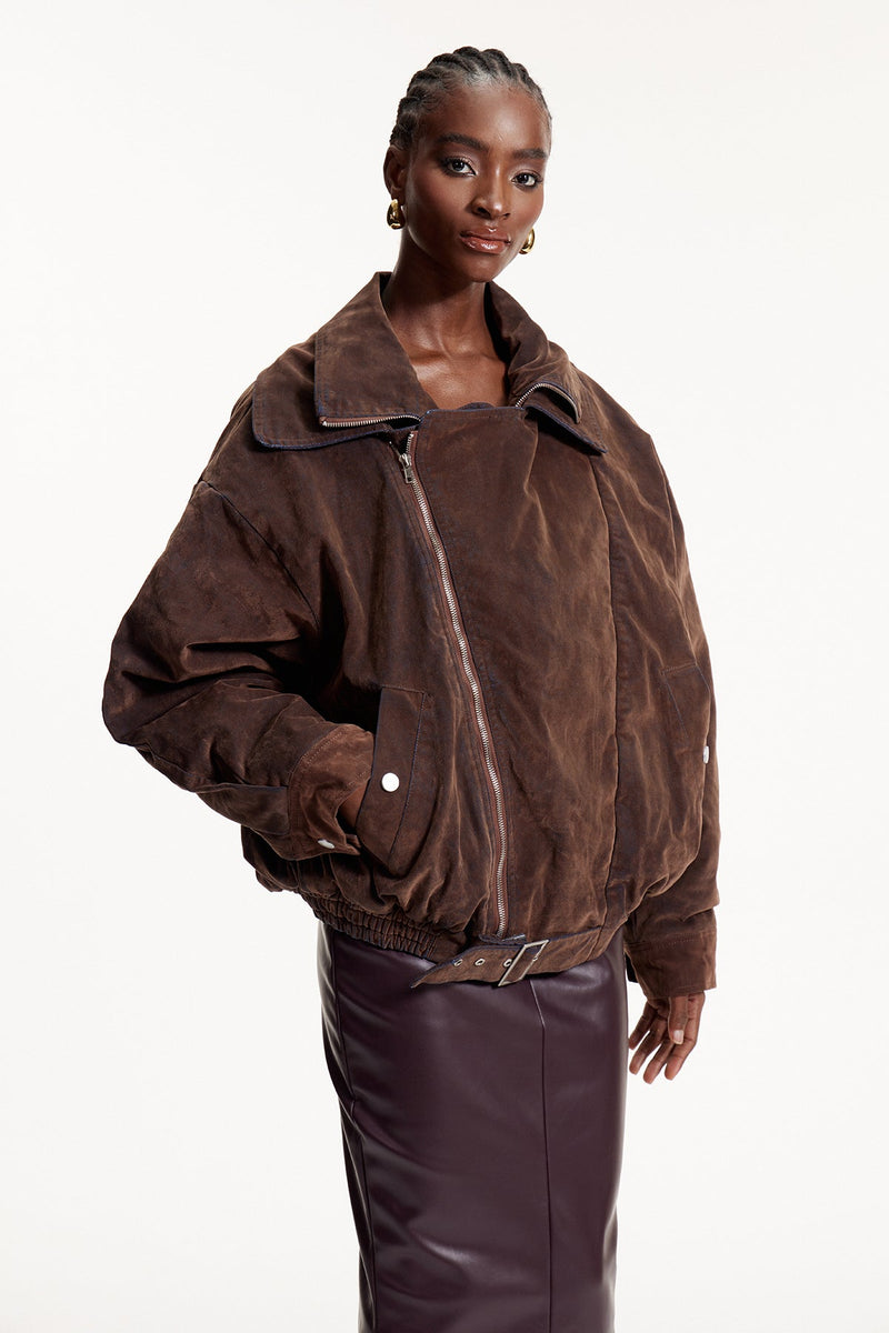 Elegantly Styled Jacket for Everyday Wear