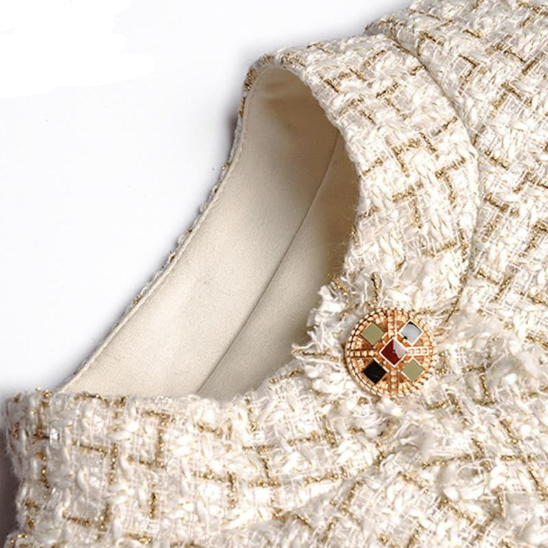 Elegantly Styled Coat for Everyday Wear