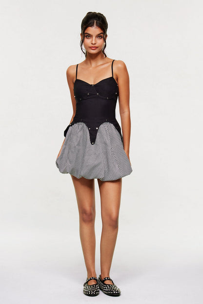 Classic Vintage Garment with a Flattering Fit
