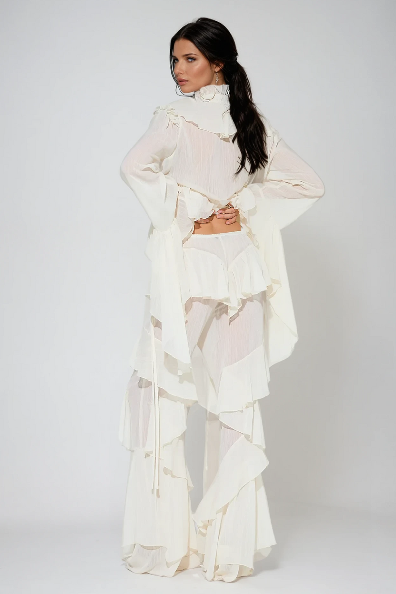Classic Vintage Pants with a Flattering Fit