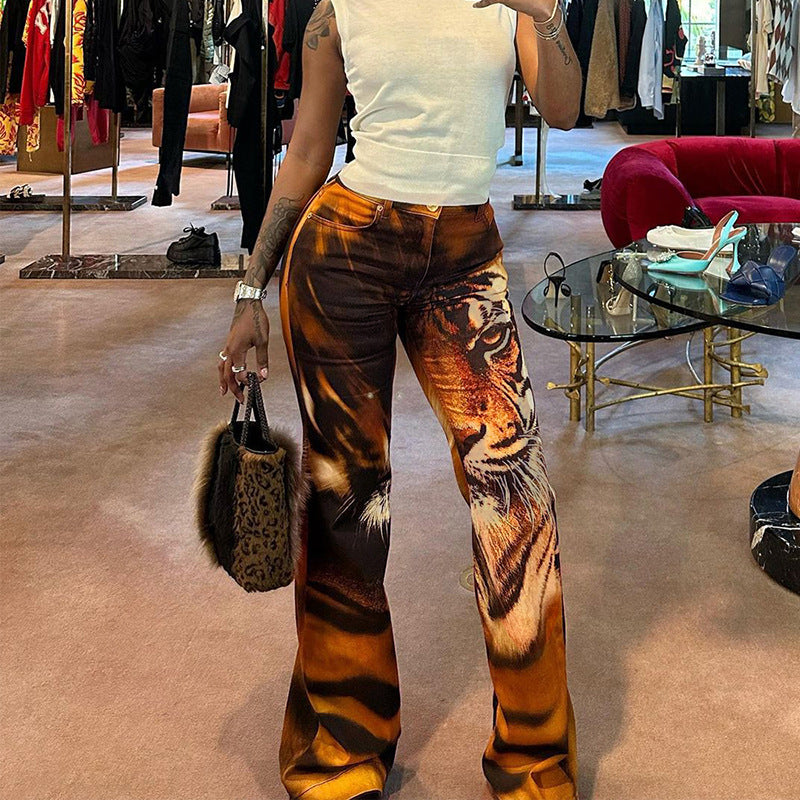 Classic Vintage Pants with a Flattering Fit
