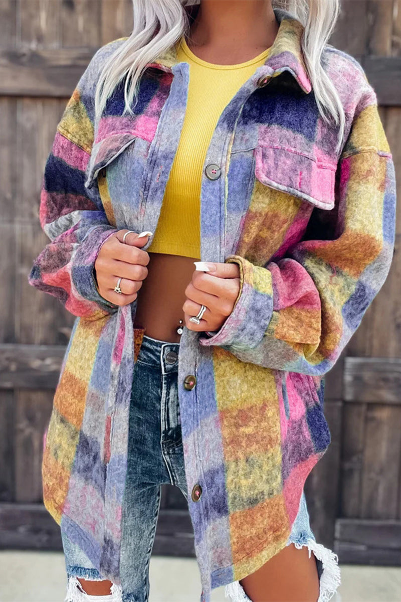 Classic Vintage Blouse with a Flattering Fit