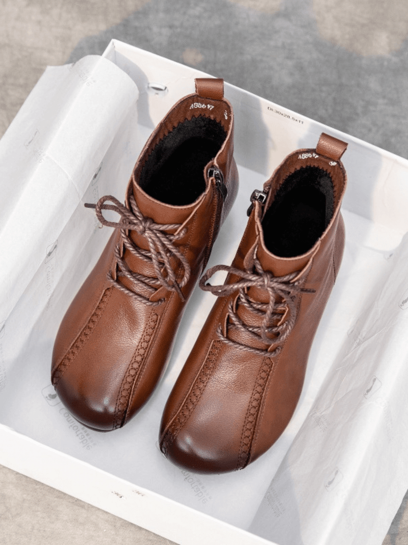 Polished Boots with an Effortless Classic Look