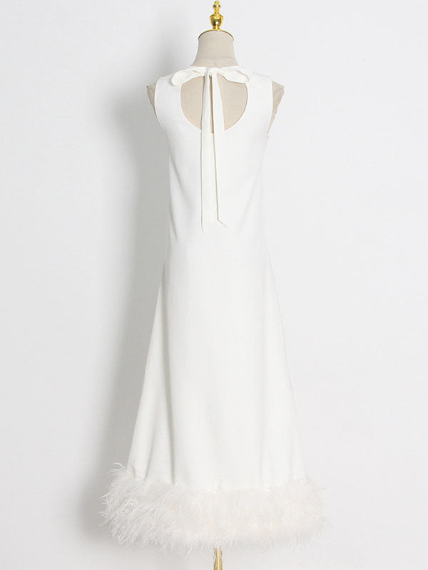 Beautifully Finished Dress in a Timeless Design