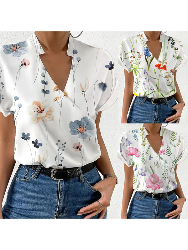 Classic Vintage Blouse with a Flattering Fit