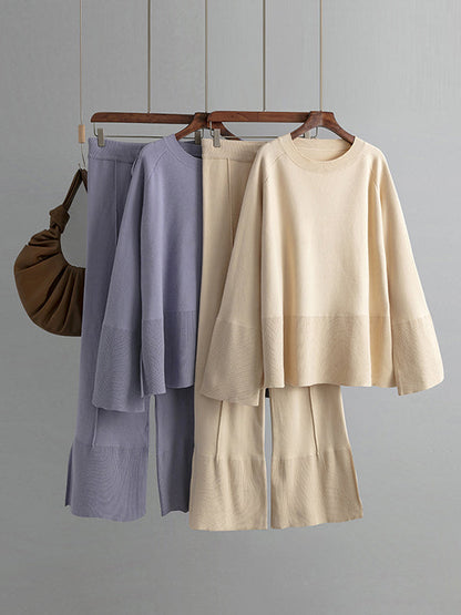 Classic Vintage Sweater with a Flattering Fit