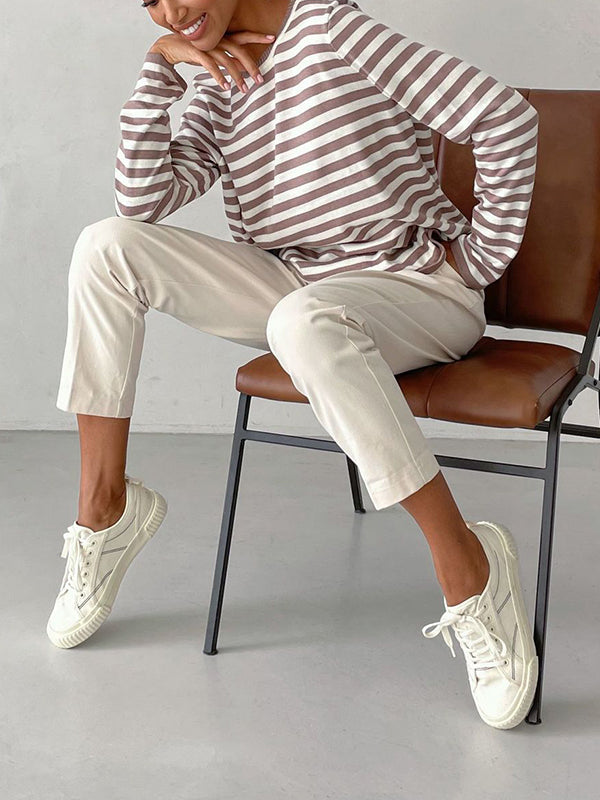 Well Tailored Sweater with a Graceful Silhouette