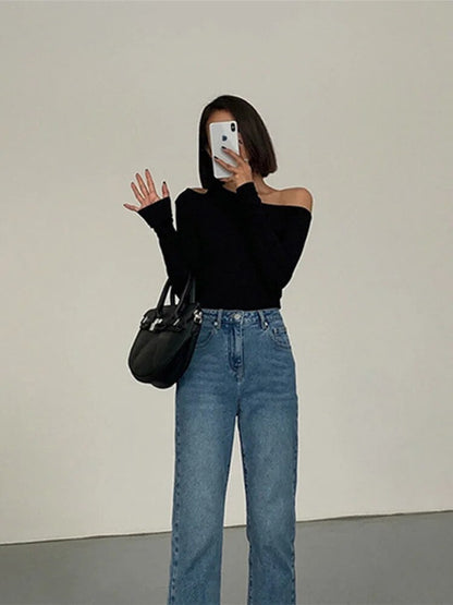 Sophisticated T-Shirt with a Clean Classic Look