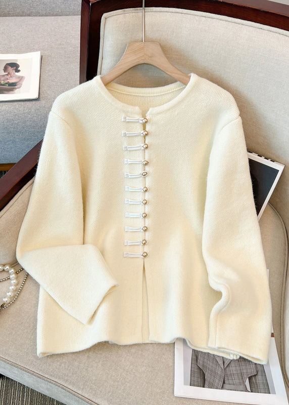 Beautifully Crafted Cardigan in a Classic Style