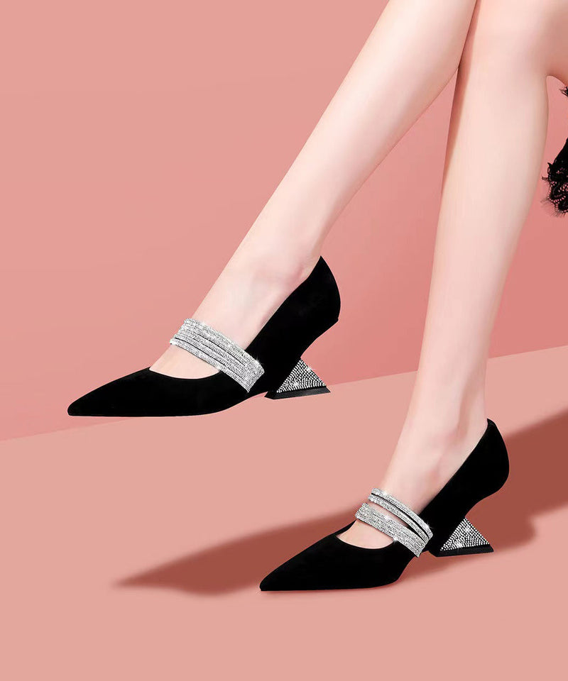 Beautifully Crafted Sandals in a Classic Style