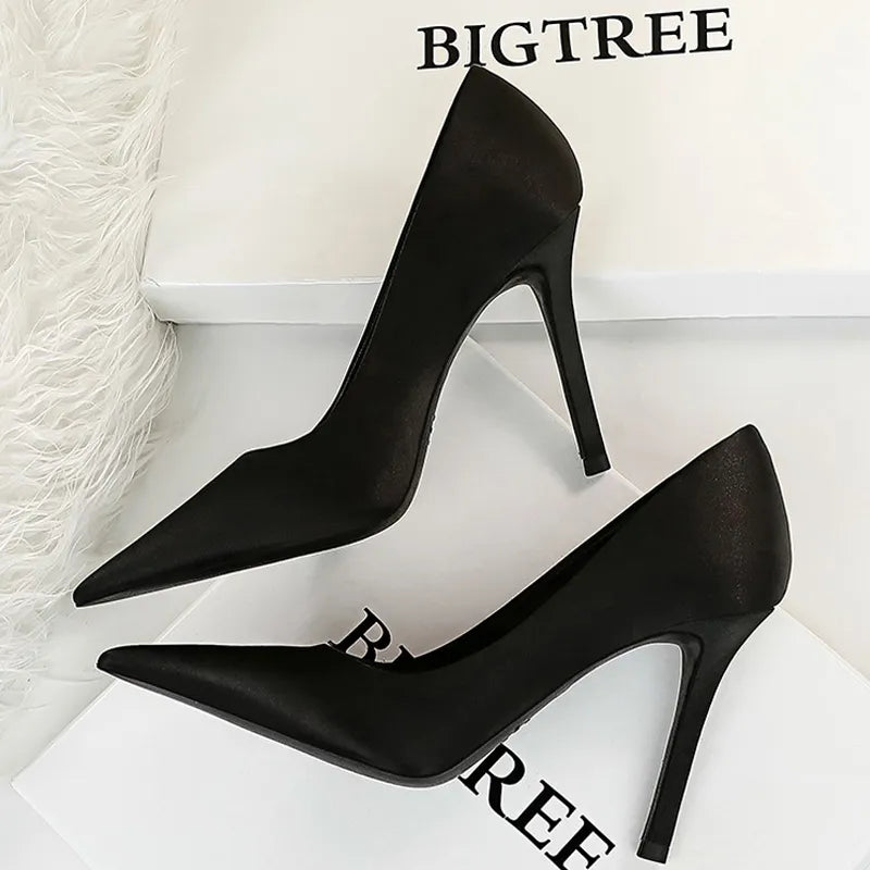 Vintage Inspired Heels with a Contemporary Edge