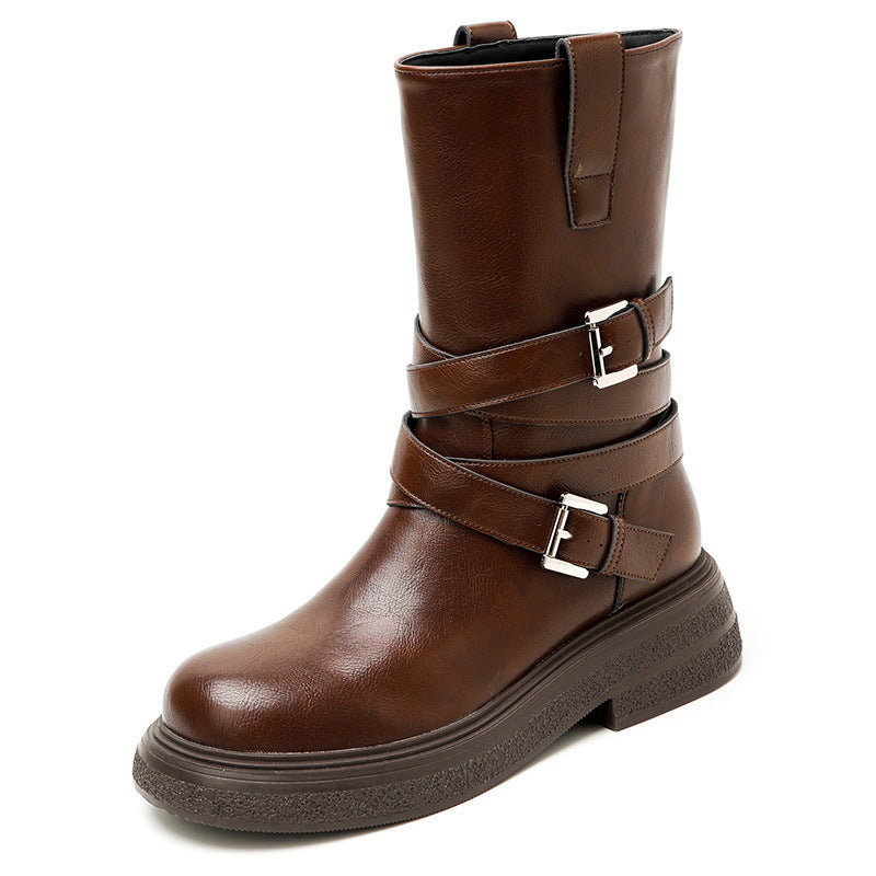 Beautifully Finished Boots in a Timeless Design