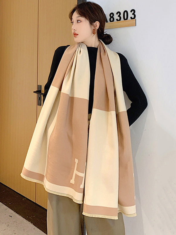 Sophisticated Garment with a Clean Classic Look