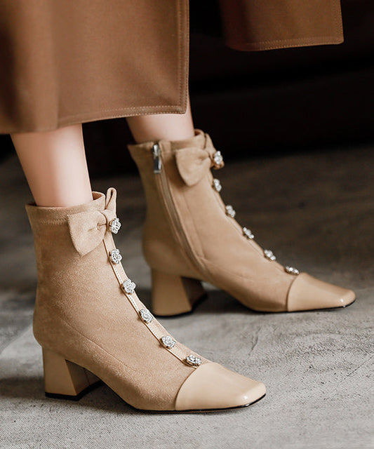 Beautifully Finished Boots in a Timeless Design