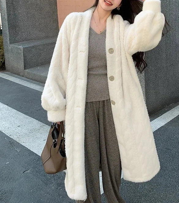 Gracefully Styled Coat for Any Occasion