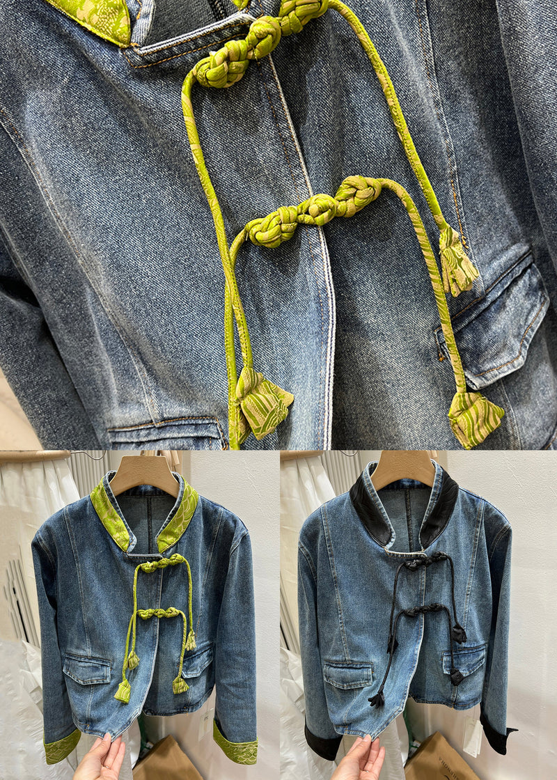 Classic Vintage Coat with a Flattering Fit