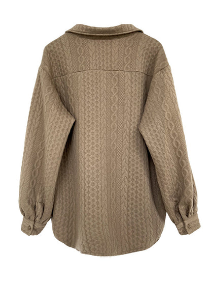 Sophisticated Blouse with a Clean Classic Look