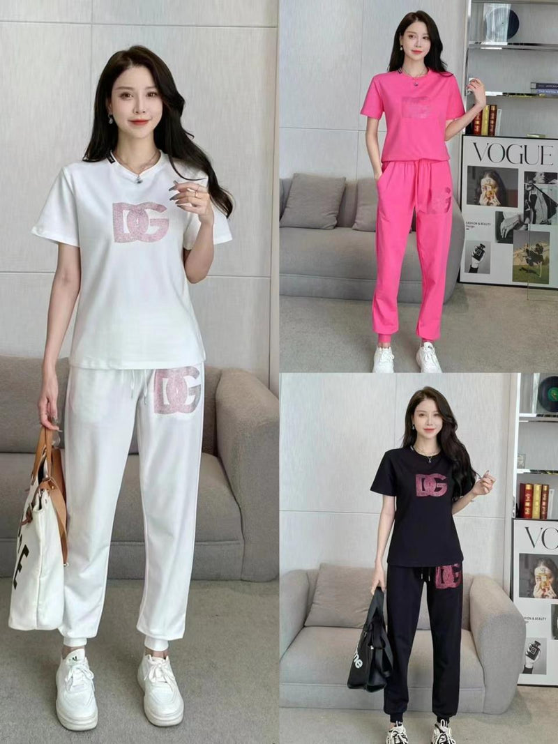 Vintage Inspired Pants with a Contemporary Edge