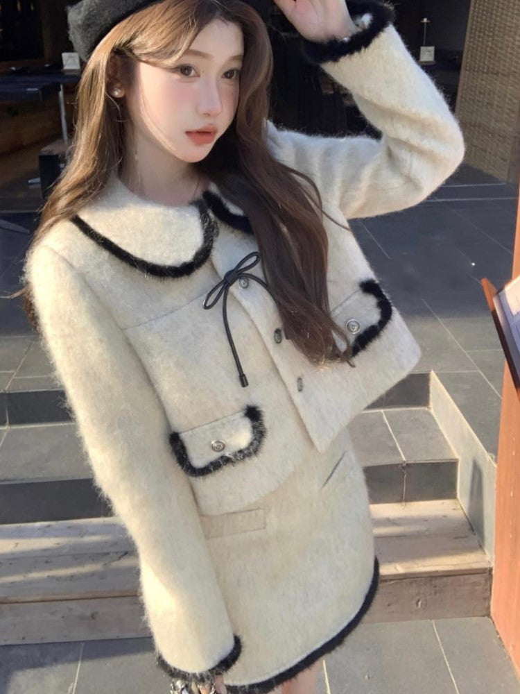 Vintage Inspired Jacket with a Contemporary Edge
