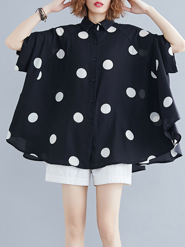 Classic Vintage Blouse with a Flattering Fit