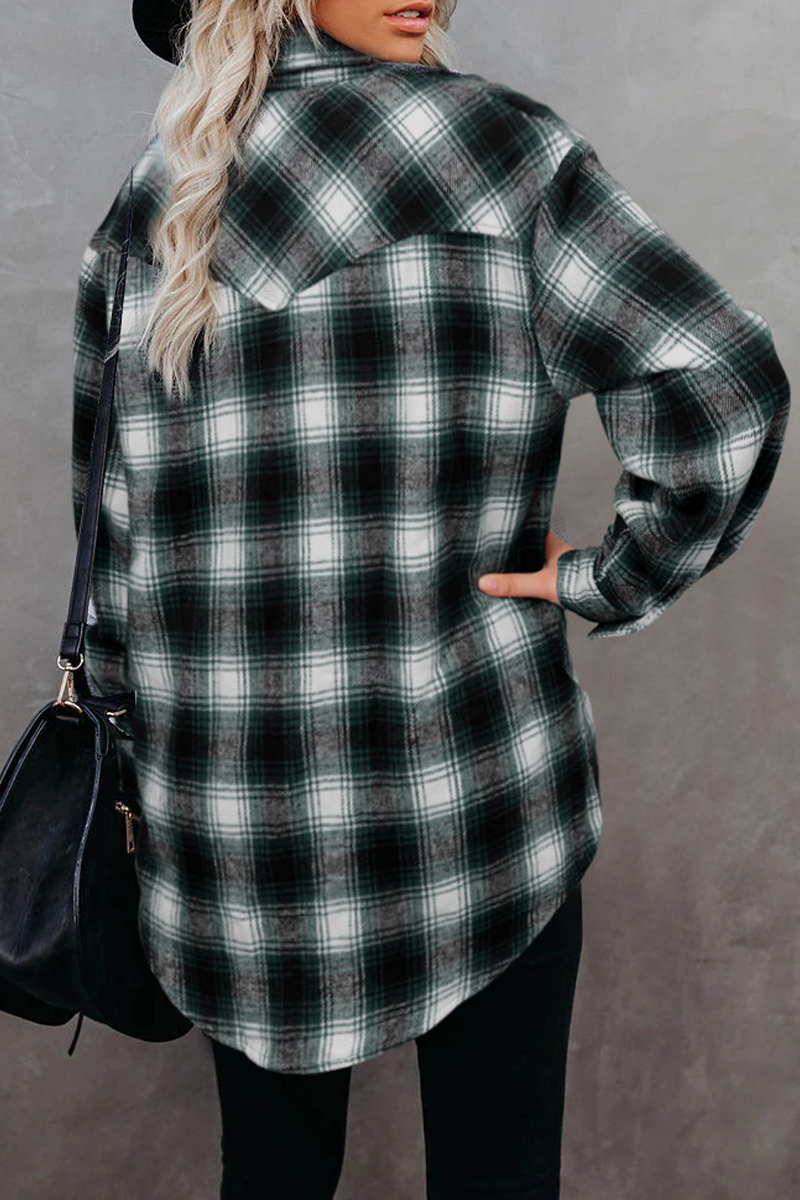 Well Tailored Blouse with a Graceful Silhouette
